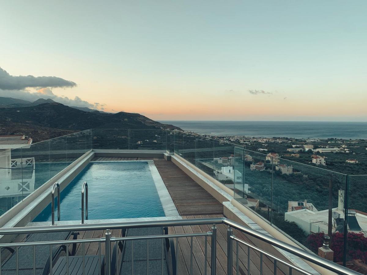 King Crimson Luxury Holiday home *